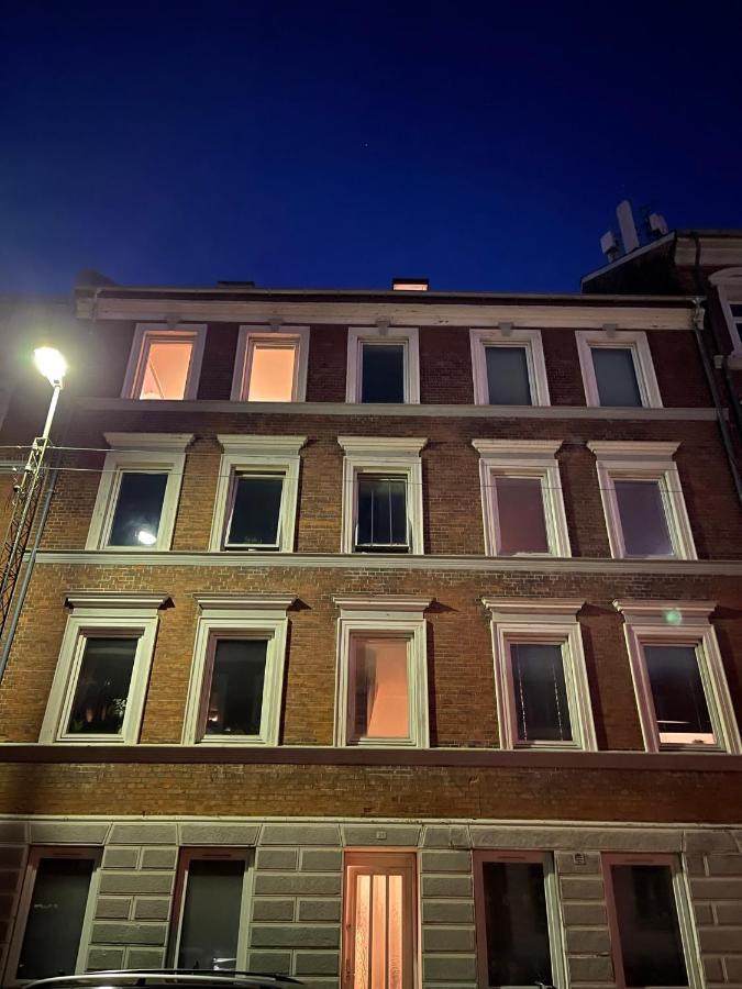 Scandinavian Apartment Hotel - Lunden 1 - Central 3 Bedroom Apartment On Two Floors Horsens Eksteriør bilde